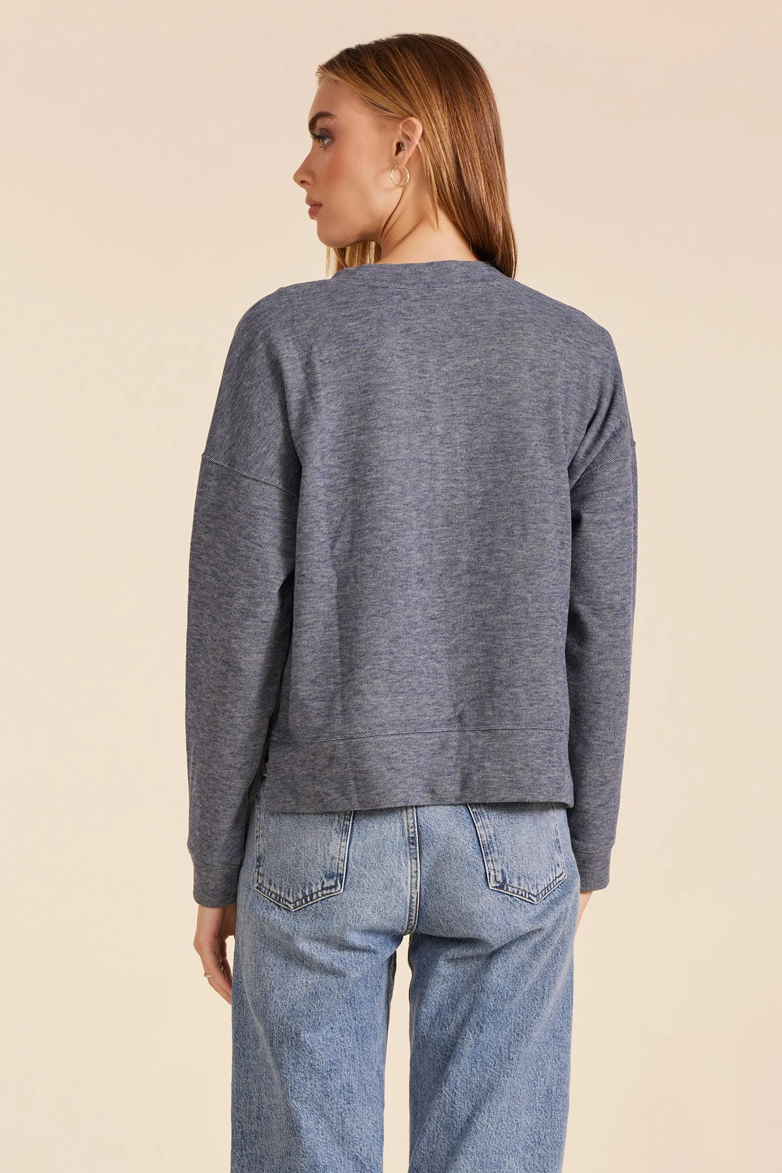 BOXY HENLEY SWEATSHIRT