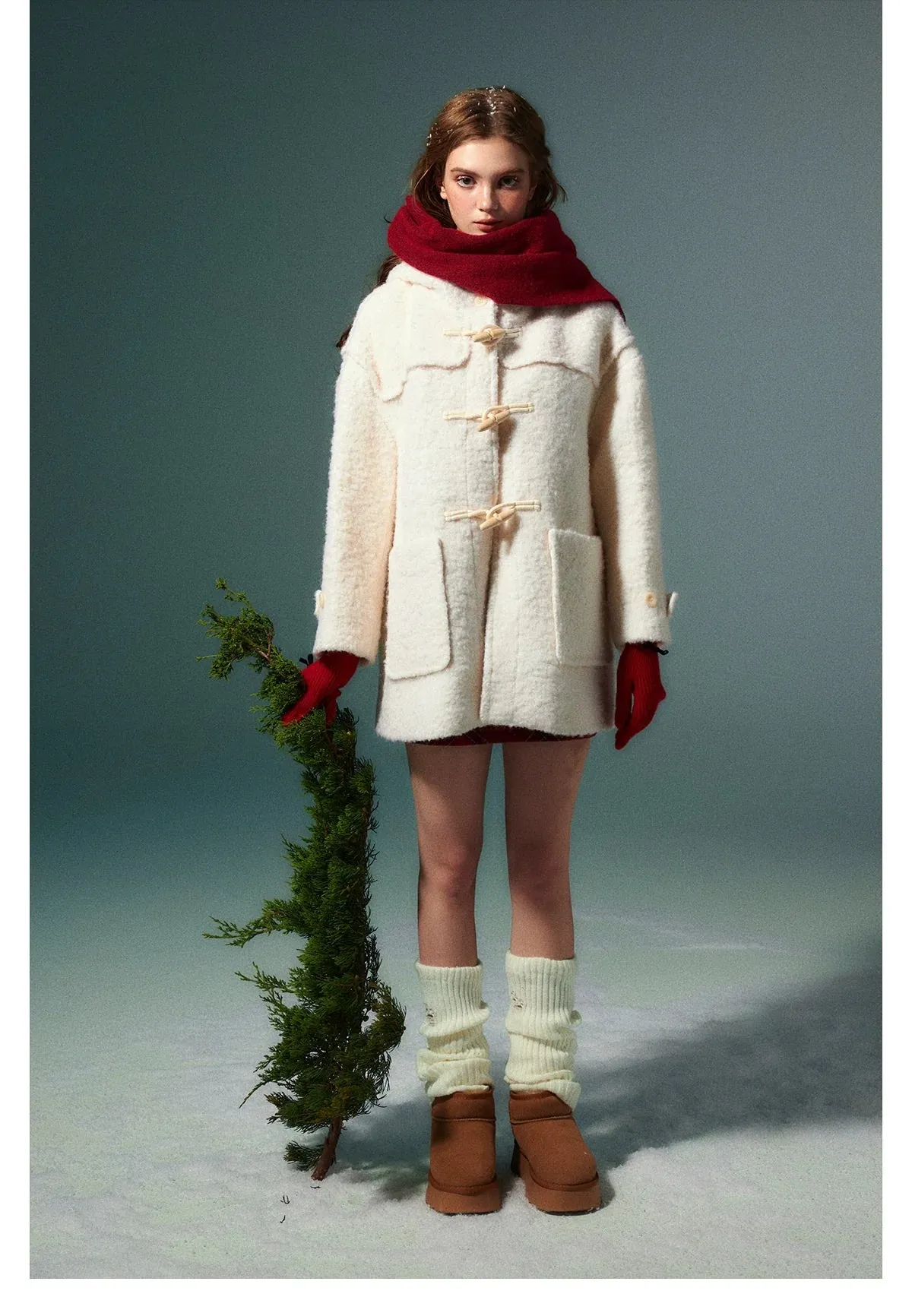 (Final Sale) White Wool Horn Buttons Coat