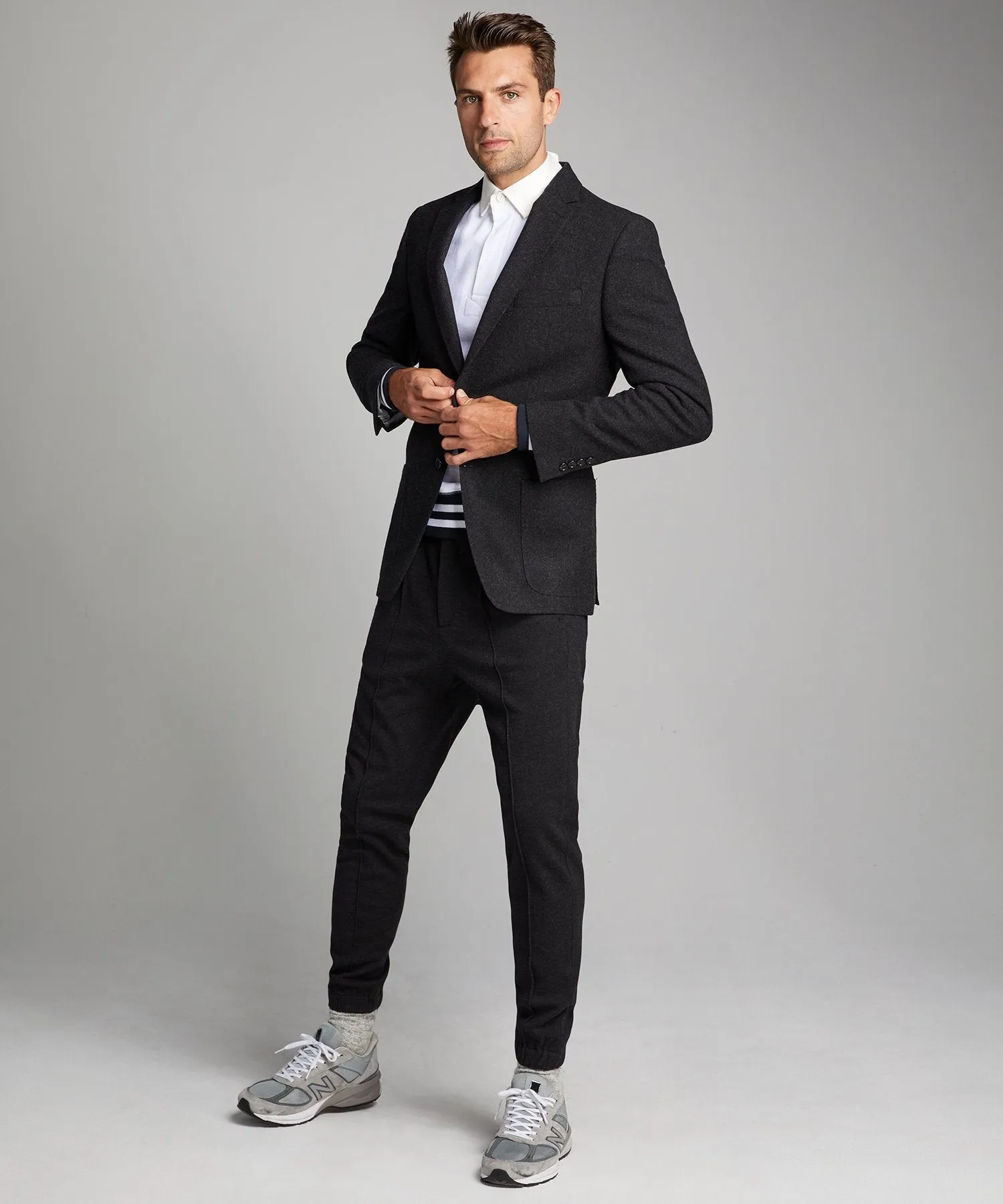 Knit Traveler Suit Jacket in Charcoal