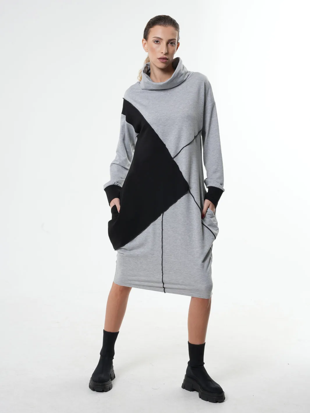 Long Sleeve Cotton Dress With Turtleneck In Gray