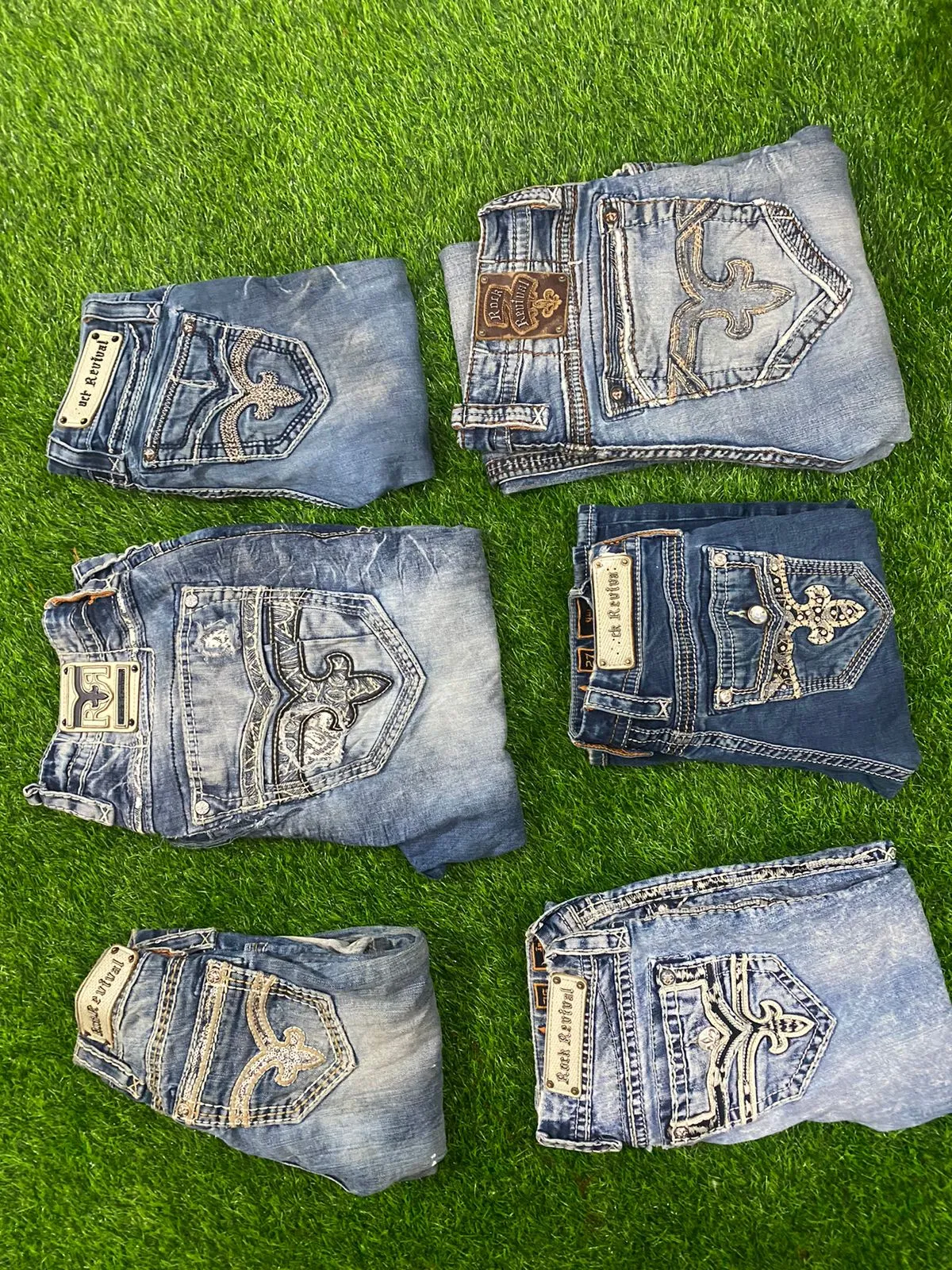 ROCK AND REVIVAL & MISS ME jeans 👖 13 pcs